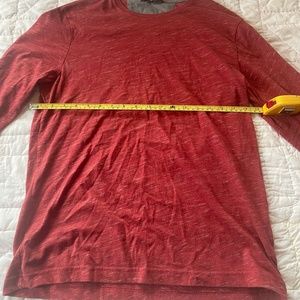 Banana Republic Shirt Mens Medium Red Long Sleeve Moisture Wicking Adult